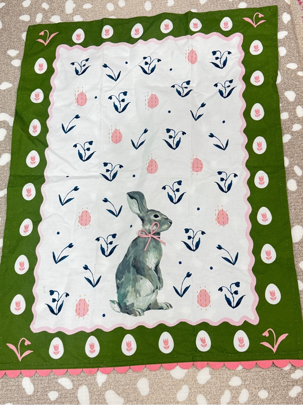 New Anthropologie Blossom Bunny Dish Towel scalloped tea 3D bow kitchen decor